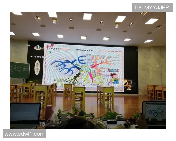 《提升球技与战术素养全方位解析青少年足球训练与技术提升方法》