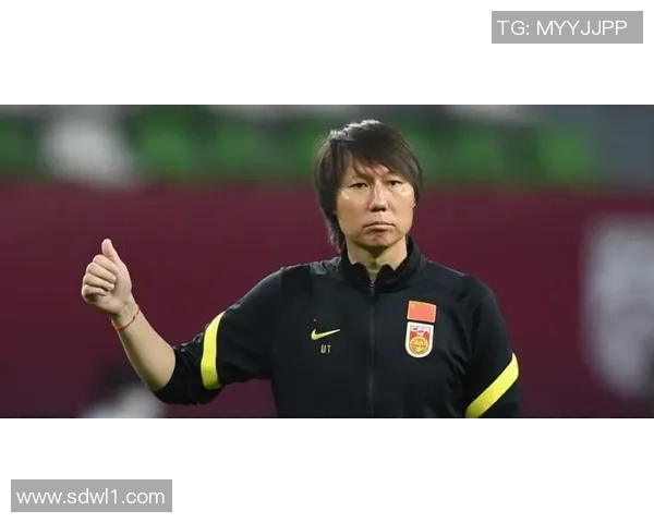 前国足球星登陆上海开设球鞋店 让球迷体验专属足球文化 前国足球星登陆上海开设球鞋店 让球迷体验专属足球文化